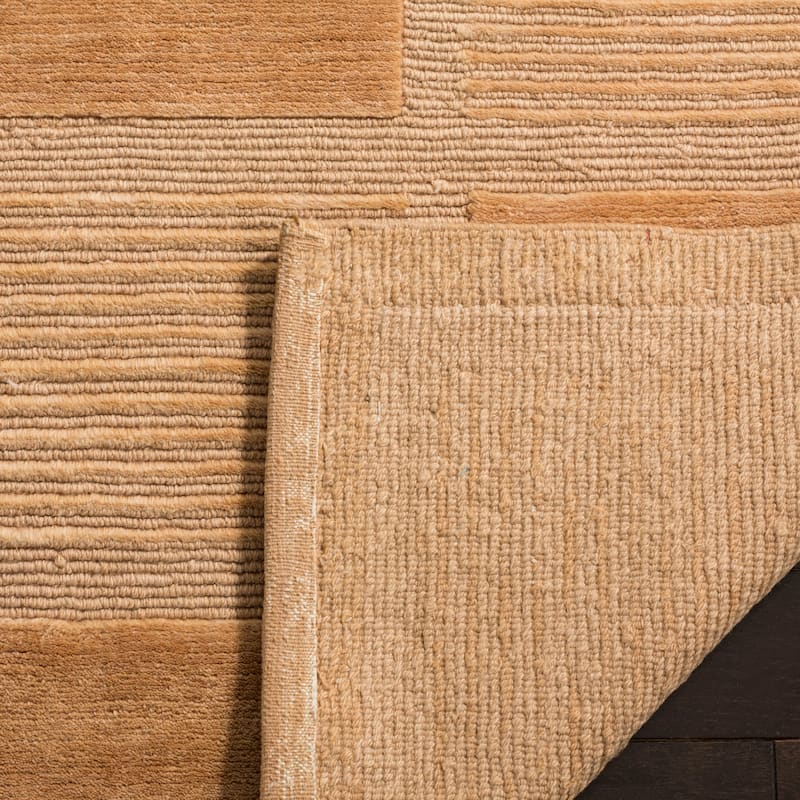 SAFAVIEH Couture Hand-knotted Tibetan Hania Modern Wool Rug