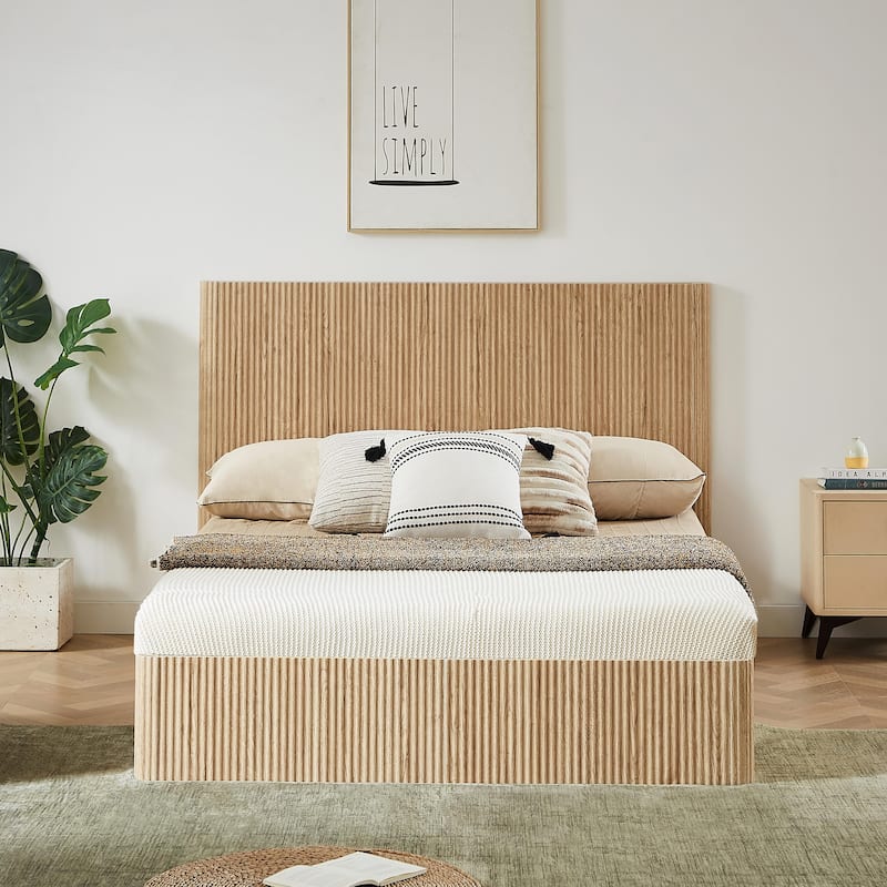 Queen Size Lift-Up Storage Bed Frame with Wooden Corrugated Curved Lines - Oak