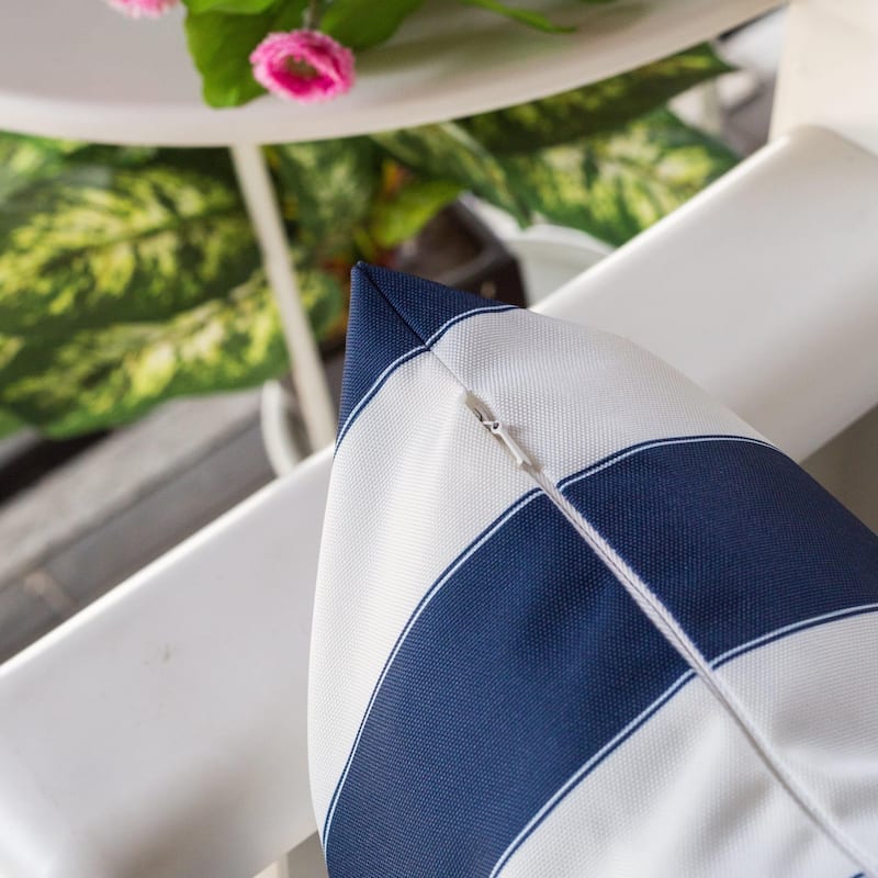 Modern Minimalist Horizon Stripe Pillow