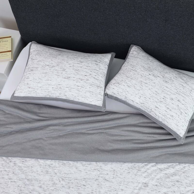 Martex Theo Comforter Set
