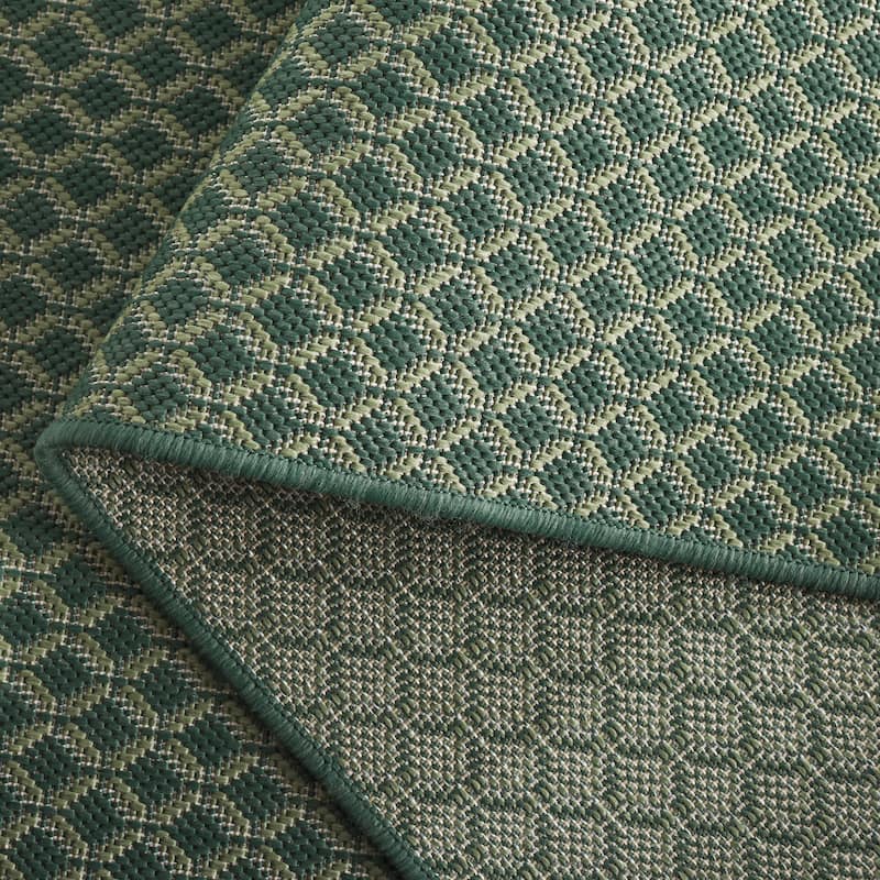 SAFAVIEH Terrace Ruba Indoor/Outdoor Washable Backyard Patio Rug