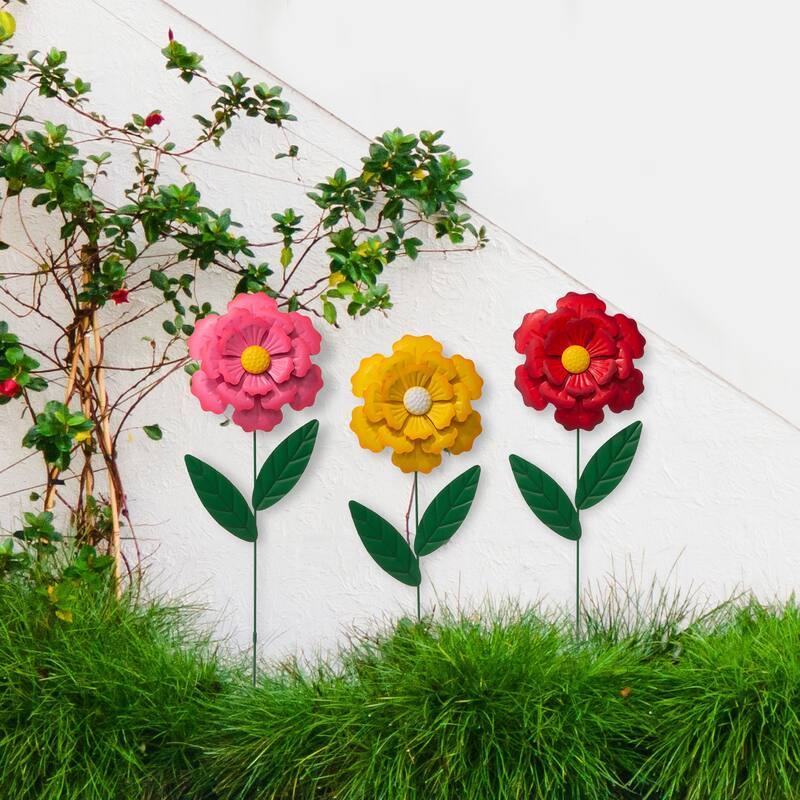 Glitzhome 10-Piece Metal Hydrangea Happy Face Flower Garden Stake Wall Decor