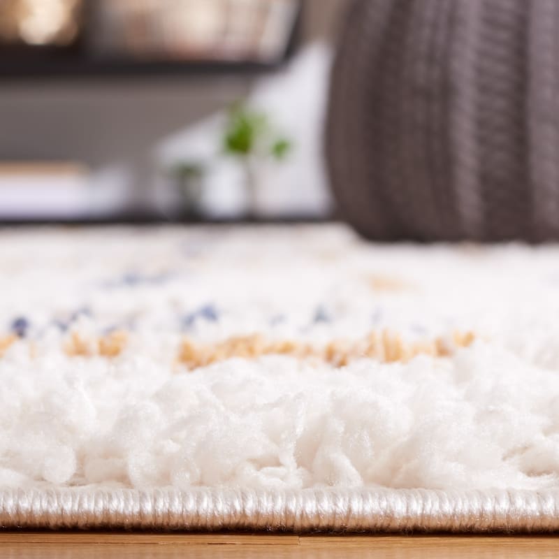 SAFAVIEH Calico Shag Tytti Geometric 1.5-inch Thick Rug
