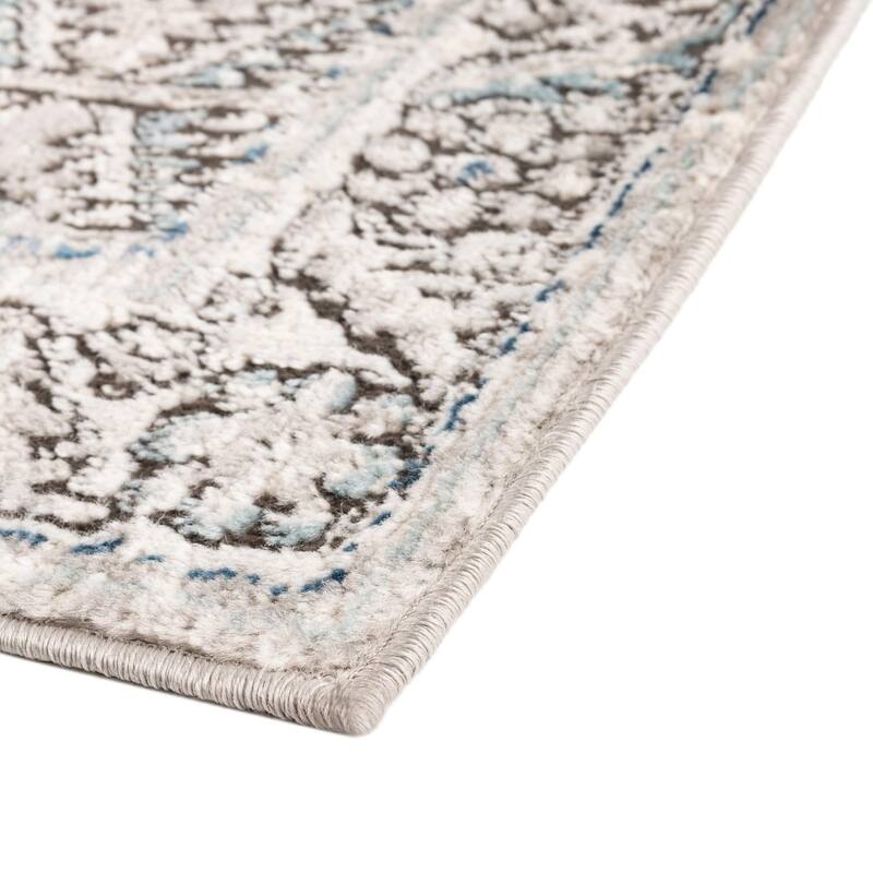 Traditional Jeopok Collection Area Rug