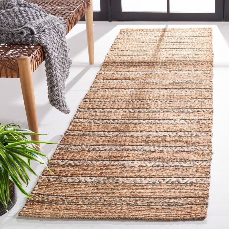 SAFAVIEH Handmade Natural Fiber Carmelina Geometric Seagrass Rug - 2'3" x 8' Runner - Olive/Natural