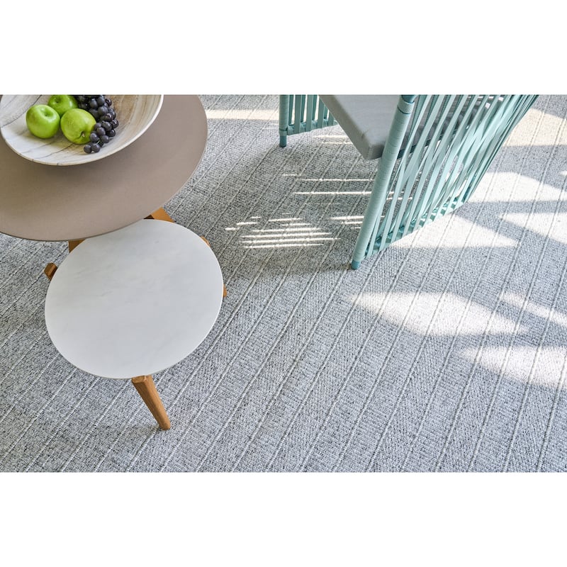 Nova Indoor/Outdoor Flatweave PET yarn Grey Area Rug.