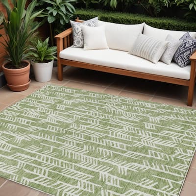 HomeRoots Tribal Transitional Rectangle Outdoor Rug