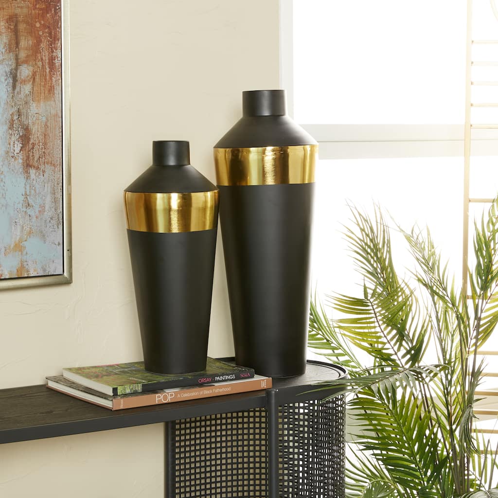 Elegant Metal Vase with Gold Band Detailing (Set of 2) - Black or White