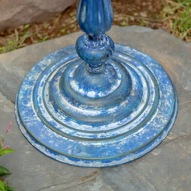 Round Pedestal Birdbath with Bird Details