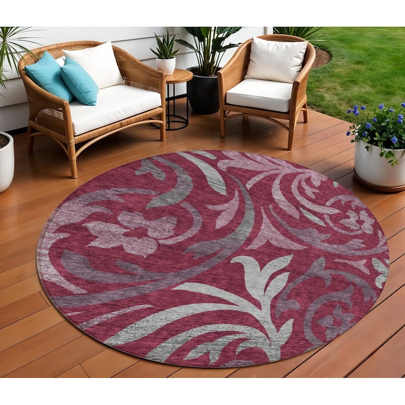 HomeRoots Floral Transitional Rectangle Outdoor Rug - 8' Round