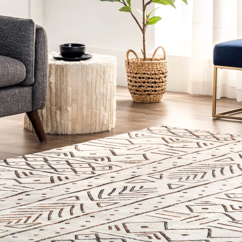 Nuloom Kendra Tribal Panel Fringe Area Rug