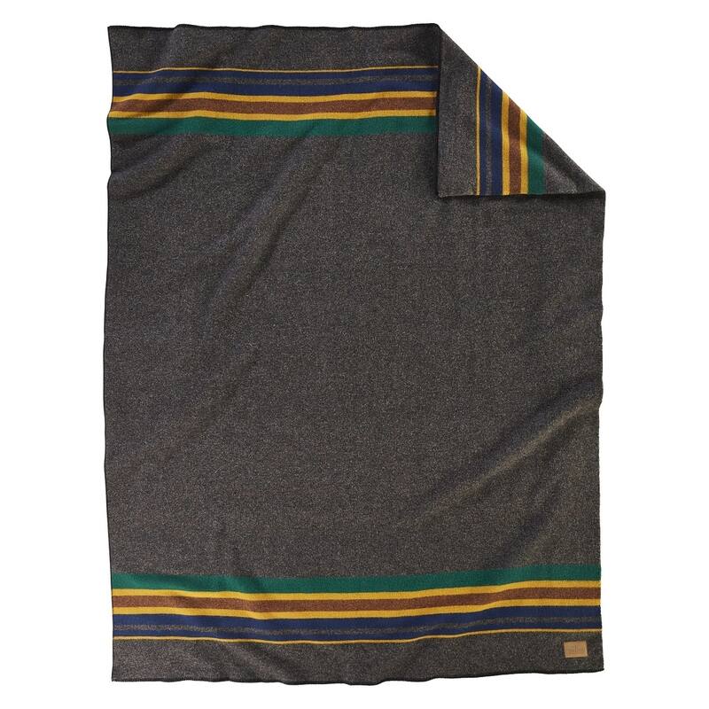 Pendleton Yakima Camp blanket with Leather Carrier Oxford