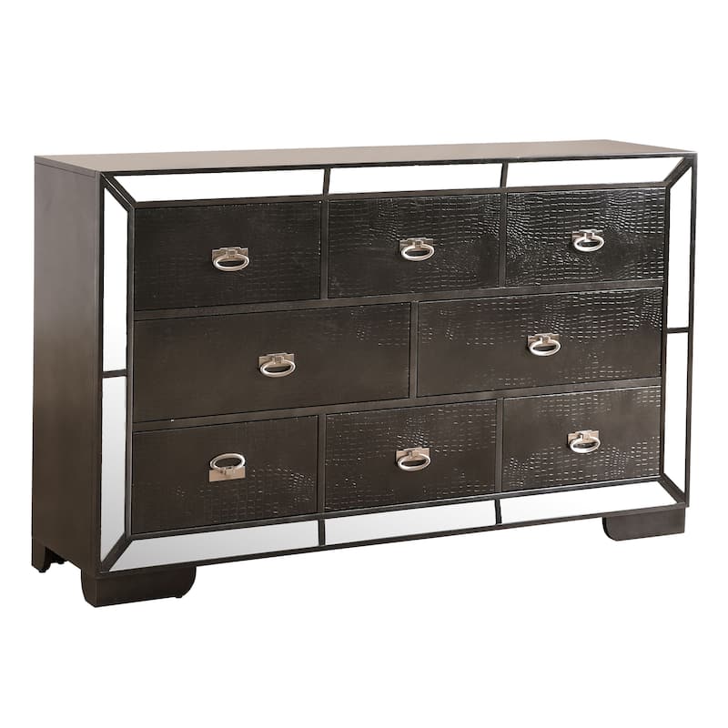 Holly Hills 8-drawer Dresser