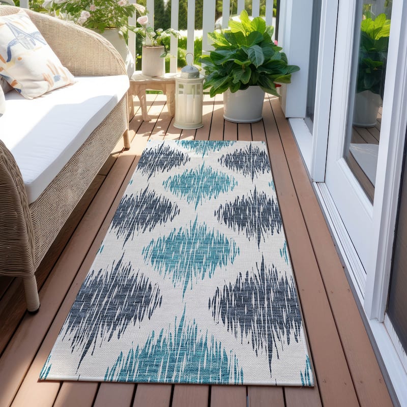 Machine Washable Indoor/ Outdoor Chantille Contemporary Geo Rug - Blue - 2'3" x 7'6"