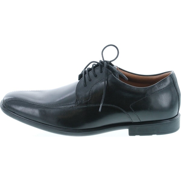 clarks oxford shoes