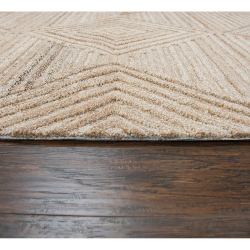 Alora Decor Makalu Hand-tufted Diamond Solid Wool Rug