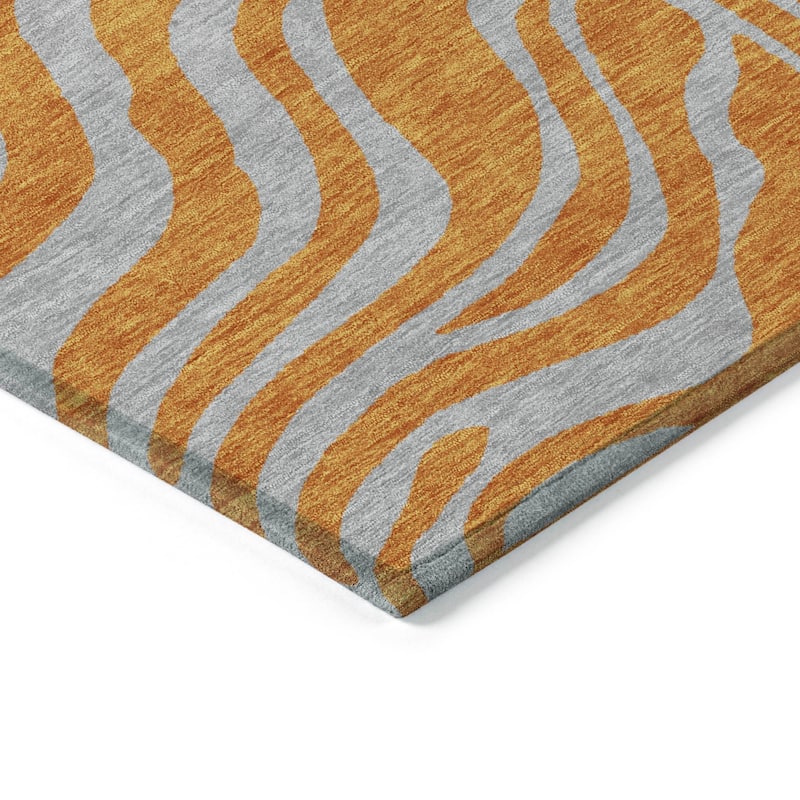 Machine Washable Indoor/ Outdoor Modern Animal Print Chantille Rug