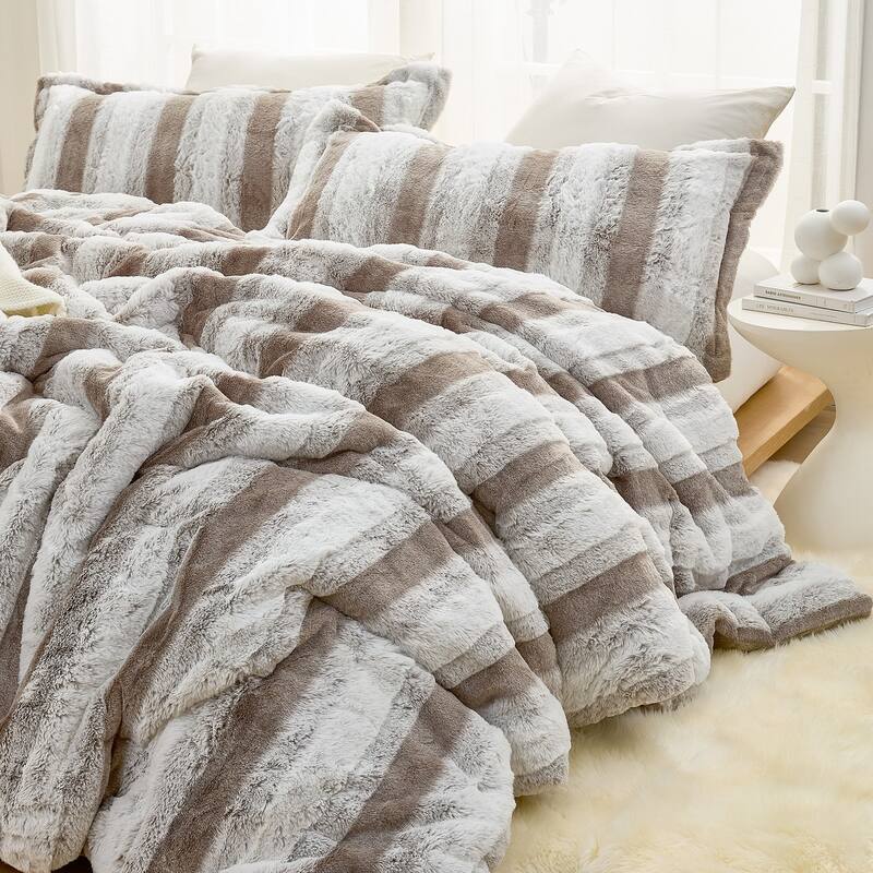 Layers on Layers Chunky Bunny - Coma Inducer® Oversized Comforter Set