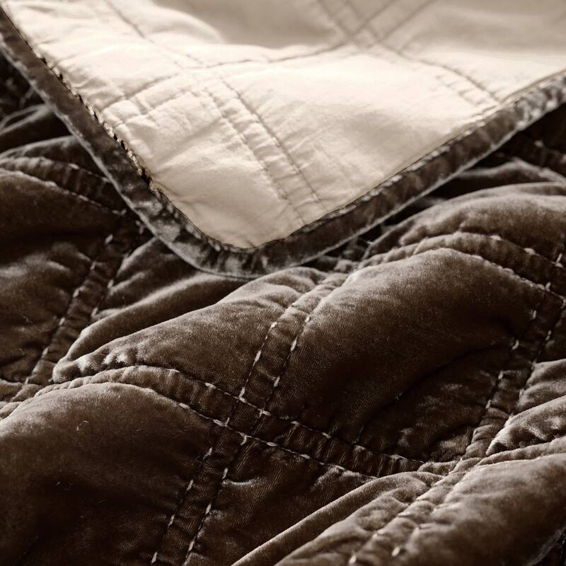 HiEnd Accents Stella Faux Silk Velvet Romantic Western Double Box Stitch Throw Blanket, 50"x60"