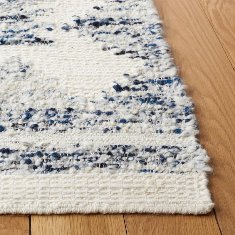 SAFAVIEH Handmade Manhattan Dashurie Wool Rug