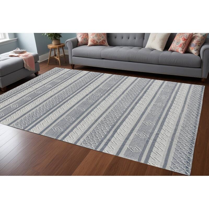 Cozid Geometric Modern Woven Low Pile Area Rug By HomeRoots - 8' X 10' - 8' X 10' - Light Gray and Dark Gray - Rectangle