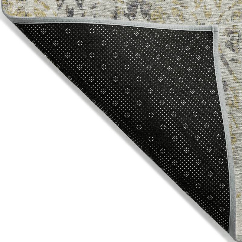 Machine Washable Indoor/ Outdoor Chantille Distressed Traditional Rug