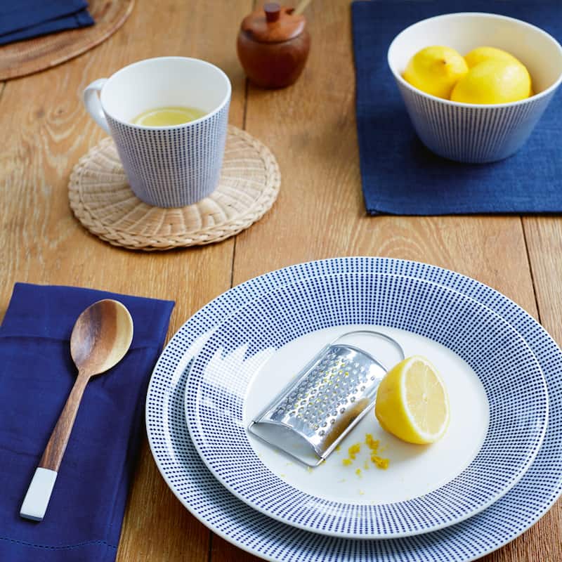 Royal Doulton 1815 Pacific Dinnerware Set Blue Dots, 16 Piece Set