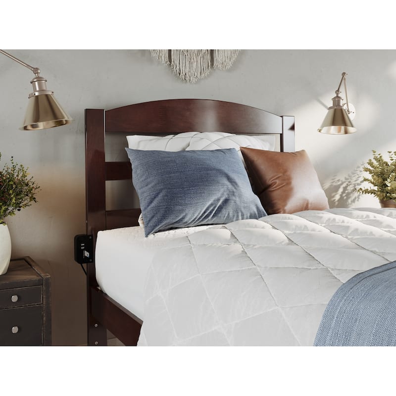 Warren Solid Wood Platform Bed with Footboard and Twin XL Trundle