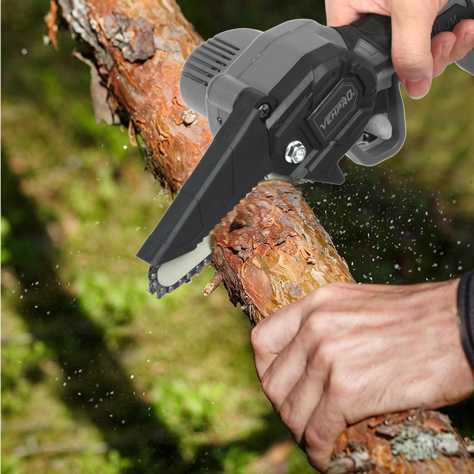 https://ak1.ostkcdn.com/images/products/is/images/direct/bae2f28fa422cae5eaa94651ff5cb67d254baac8/24V-Electric-Cordless-Saw-Woodworking-Electric-Chain-Saw-Wood-Cutter.jpg