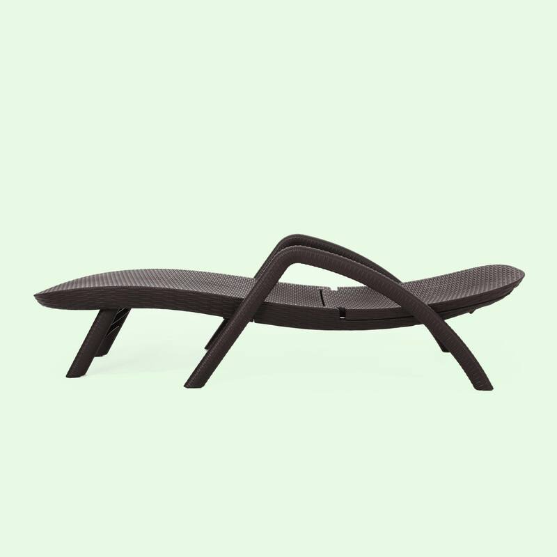 Mikael Chaise Lounge