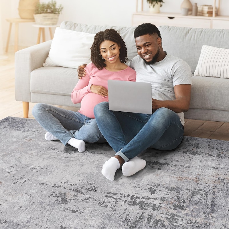 Abstract Area Rug - 8' x 10'