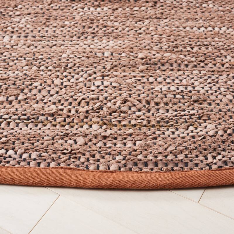 SAFAVIEH Handmade Vintage Leather Joell Modern & Contemporary Leather