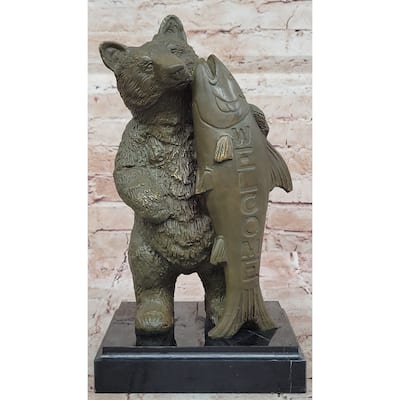 Bronze Bear Welcome Statue – Bear With Imitative Fish Cabin Decor