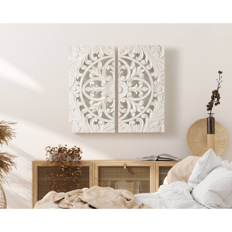 Kate and Laurel Saanvi Carved Wood Wall Art Set