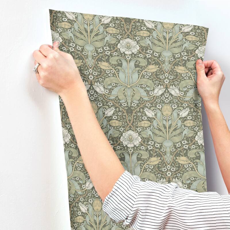 Spring Thicket Green Tulip Damask Wallpaper