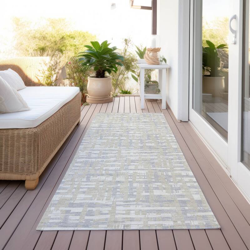 Machine Washable Indoor/ Outdoor Modern Crosshatch Chantille Rug