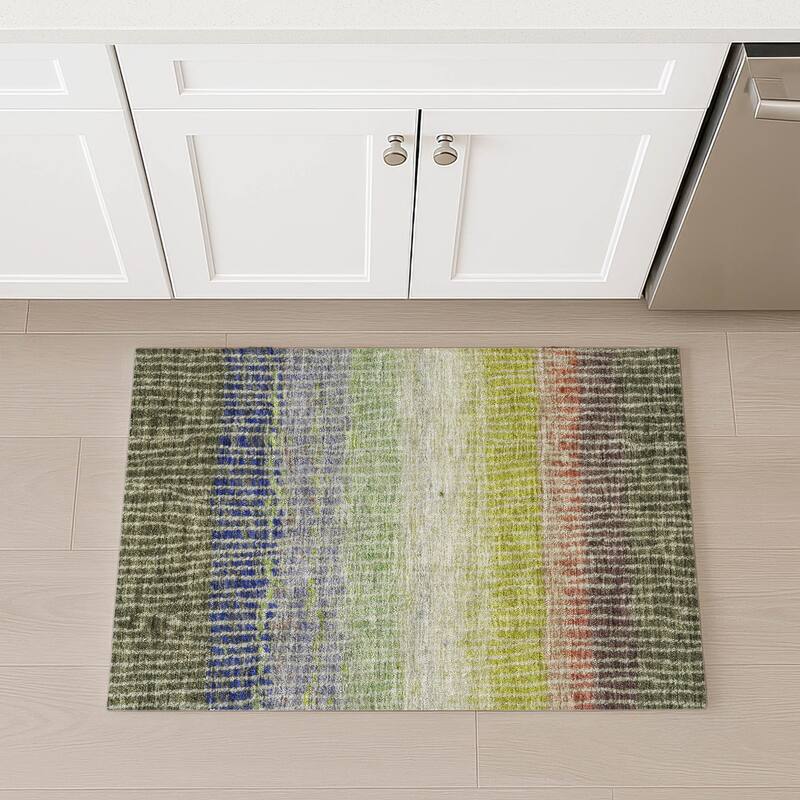 Machine Washable Indoor/ Outdoor Contemporary Stripes Chantille Rug