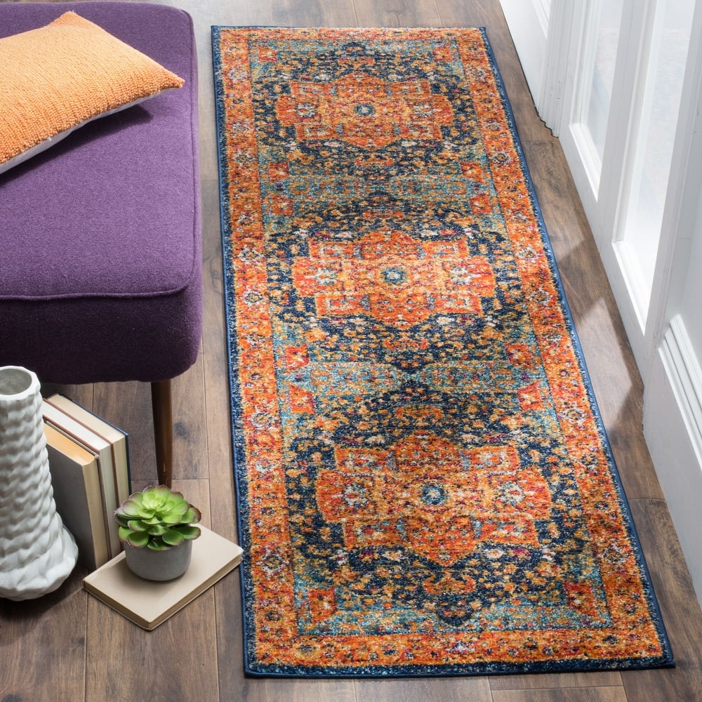 SAFAVIEH Evoke Spasenka Vintage Boho Medallion Rug