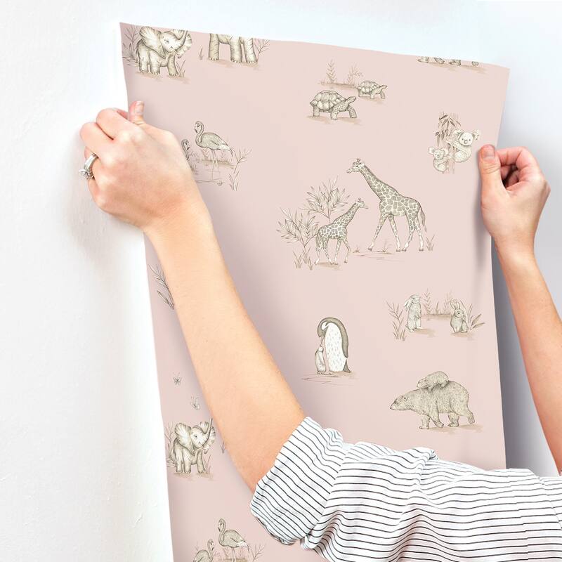 Advantage Safari Babies Pink Animal Wallpaper