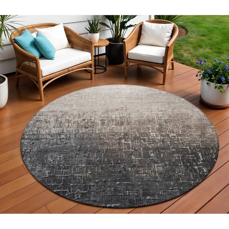 HomeRoots Ombre Transitional Rectangle Outdoor Rug - 8' Round