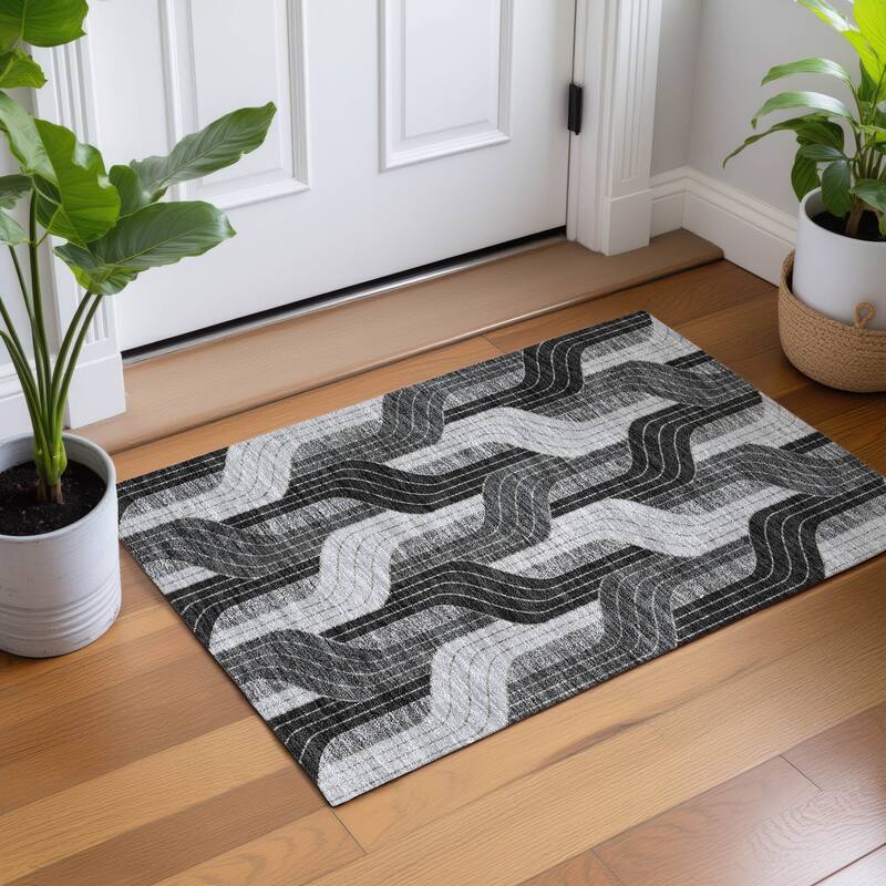 Machine Washable Indoor/ Outdoor Modern Pathway Chantille Rug