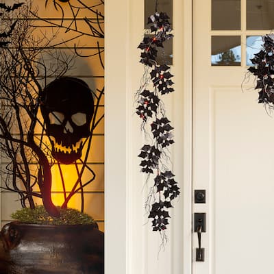 Glitzhome LED Lighted Halloween Bat Garland Wall Hanging Decor