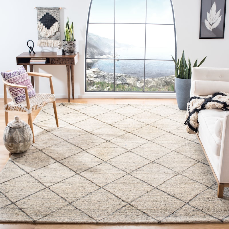SAFAVIEH Handmade Himalaya Fretwork Trellis Wool Rug - 10' x 14' - Ivory