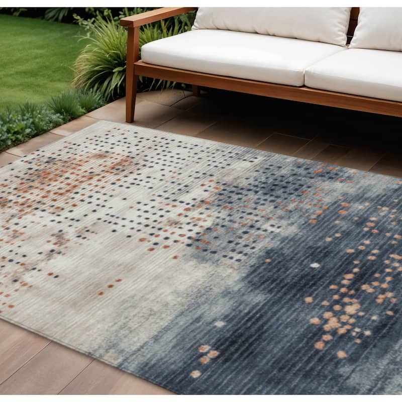 HomeRoots Geometric Transitional Rectangle Outdoor Rug - 8' X 10'
