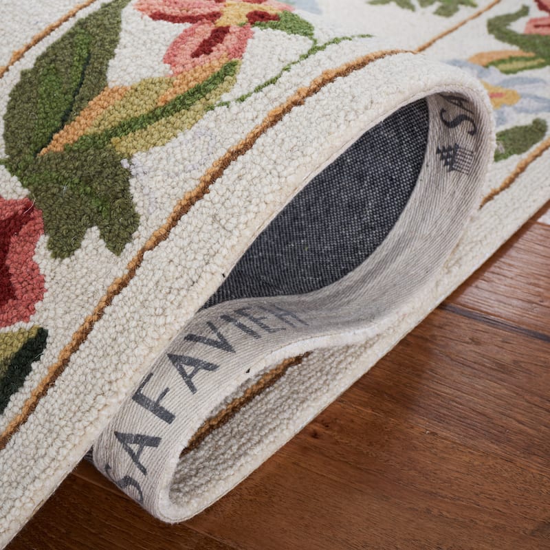 SAFAVIEH Handmade Chelsea Rubi French Country Floral Wool Rug
