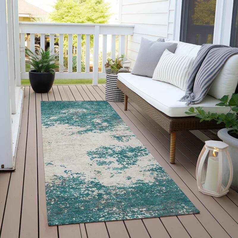 Machine Washable Indoor/ Outdoor Abstract Pixels Chantille Rug