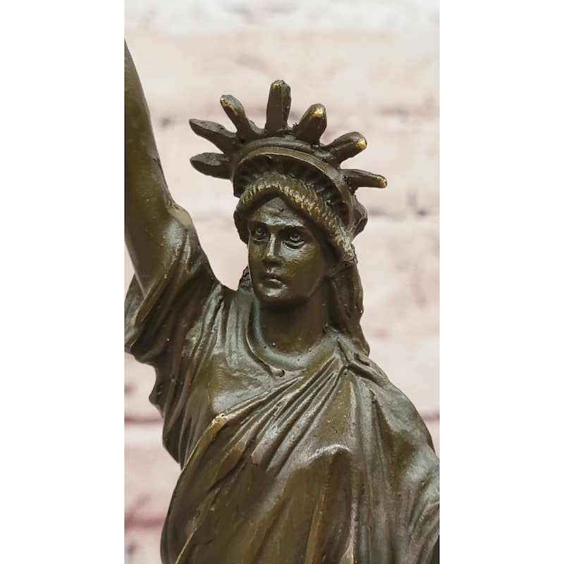 Statue Of Liberty Bronze Sculpture – New York Souvenir