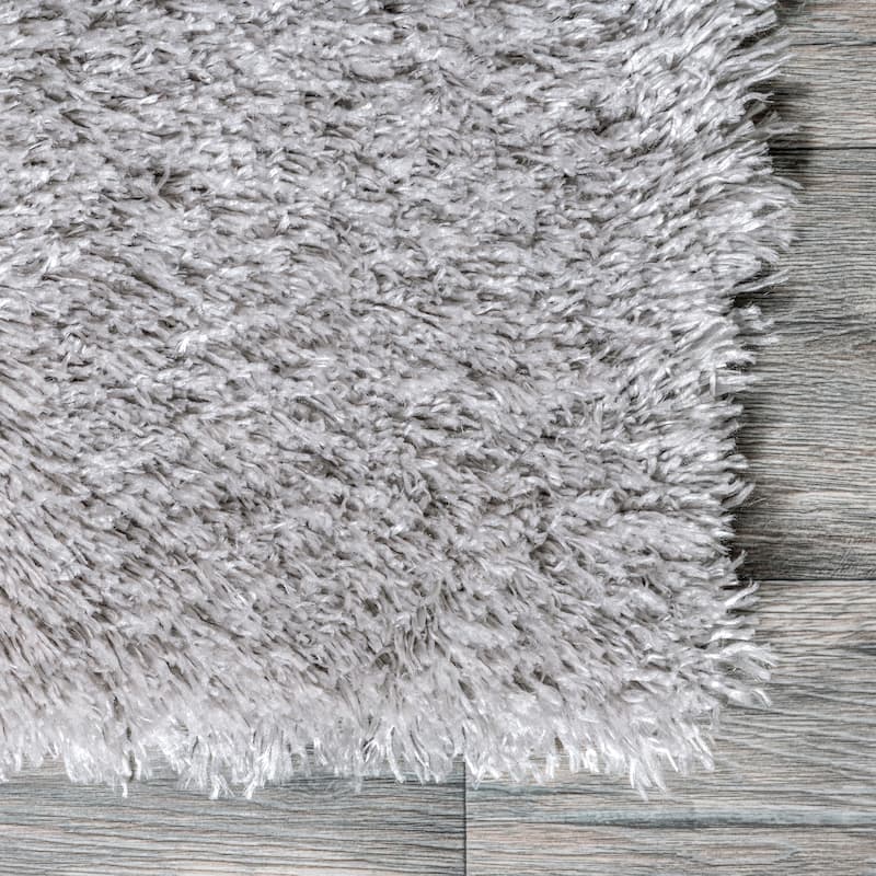 Nuloom Gynel Contemporary Shag Area Rug