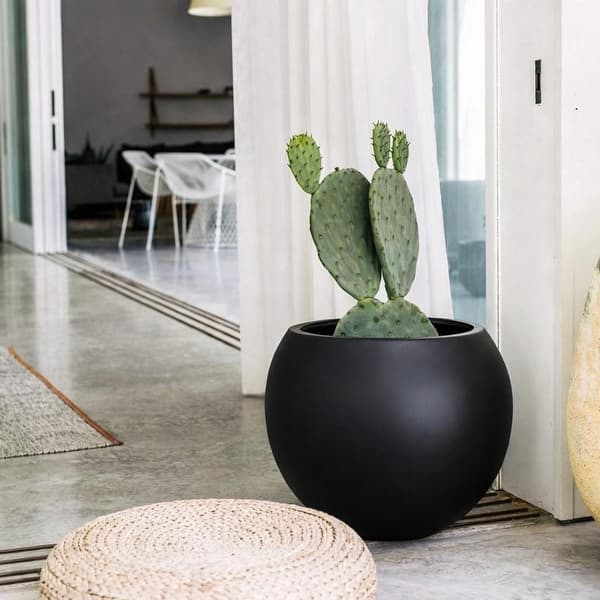 DreamPatio Riverside Fiberstone Modern Sphere Planter for Indoor/Outdoor Charcoal 13x13x10