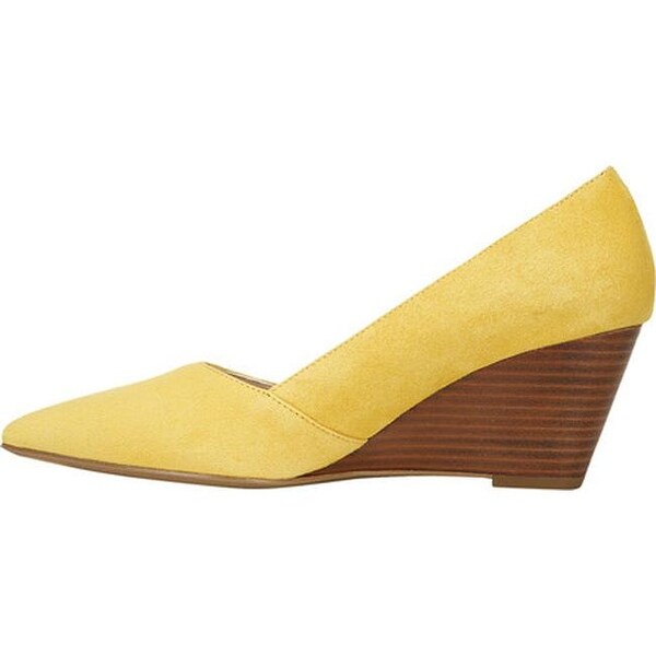 franco sarto pointed toe wedge